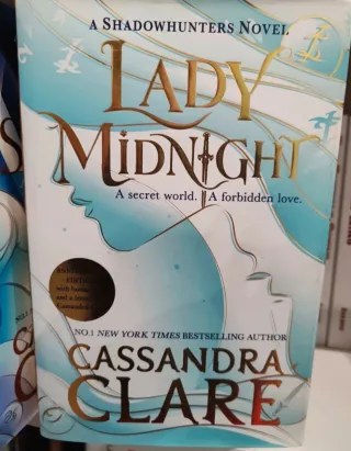 Libros cazadores de sombras