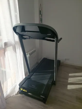 Cinta de correr con inclinación 10% Decathlon