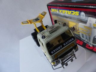 CAMION SCALEXTRIC - C320 KNIGHT RAIDER ( CON CAJA