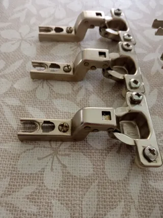 Bisagras para armario