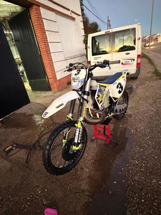 Husqvarna 300 Inyección Enduro