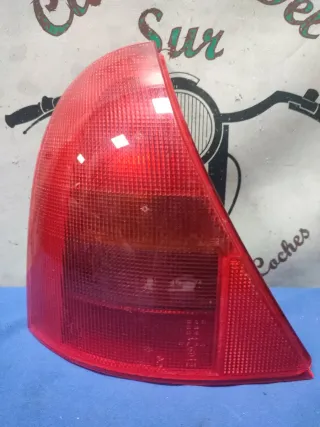 Piloto Trasero Izquierdo Renault Clio II