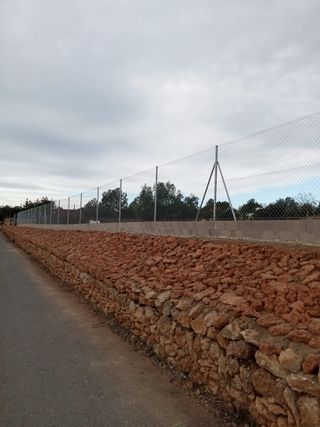 Cerramiento metálico de malla galvanizada