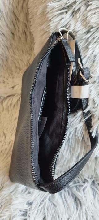 Bolso cartera impermeable con manija regulable