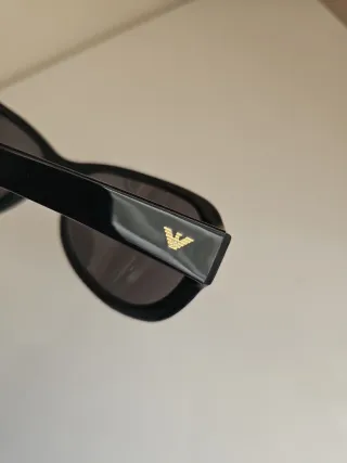 Gafas de Sol Emporio Armani Negras y Doradas