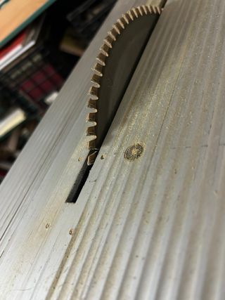 Ingletadora Virutex TM 33E