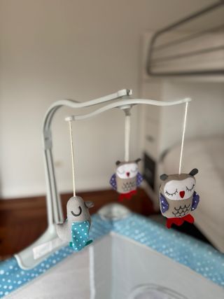 Cuna de viaje con colchón nuevo