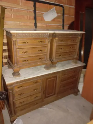 Juego tocador y 2 mesitas madera maciza