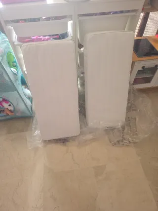 Cama infantil extensible IKEA rosa