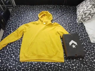 Converse + Regalo Sudadera Zara