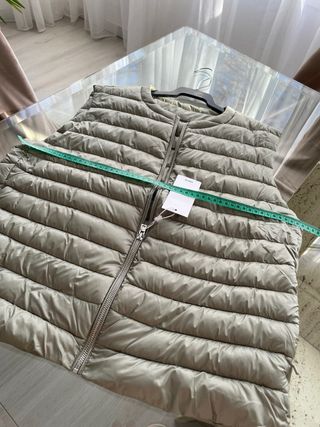 Chaleco Mango impermeable verde oliva