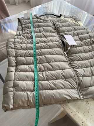 Chaleco Mango impermeable verde oliva