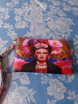 Monedero de frida kaloh