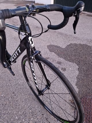 Bicicleta Scott Foil 40 Compact