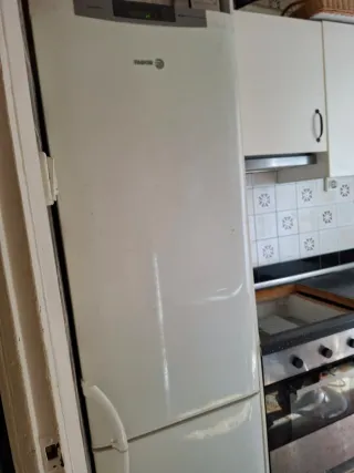 Piso " vendo todo en casa"