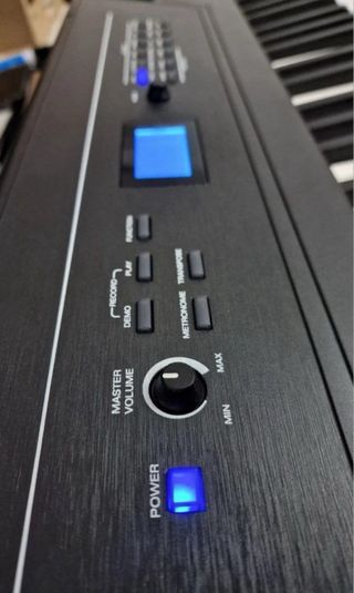 Piano Alesis Recital Pro 88 Teclas