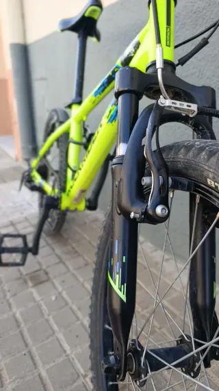 Bicicleta Rockrider ST 120 Decathlon