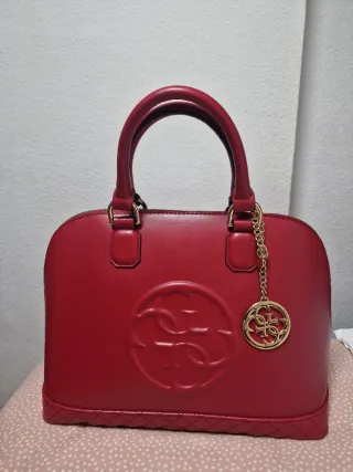 Bolso Guess Rojo y Dorado