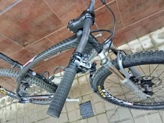 Bicicleta MTB Rueda 26 Talla M Carbono