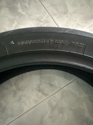 Neumático Dunlop Sportmax GPR-300 150/60 R17