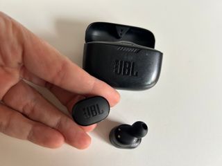 Auriculares JBL Tune 130 NC Negros