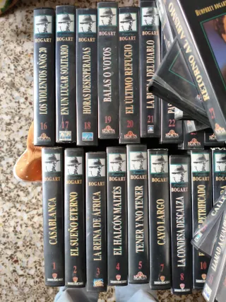 HUMPREY BOGART VHS COLECCIÓN COMPLETA 36 PELÍCULAS