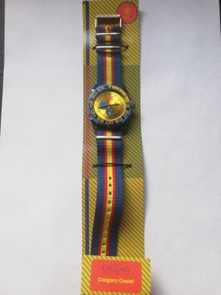 Reloj Calgary Azul y Dorado