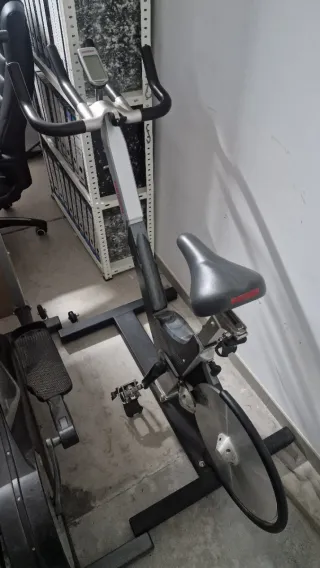 Bicicleta Estática Keiser