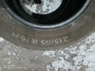 Neumático 215/65R16 98H