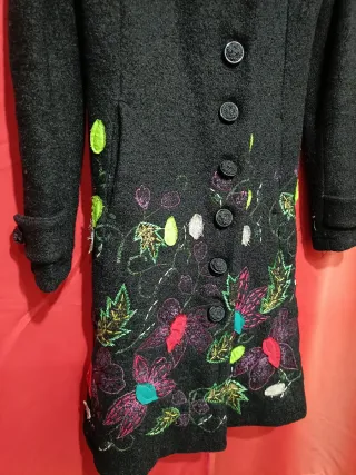 Abrigo Desigual Negro Multicolor