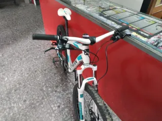 Bicicleta MTB Aluminio 27.5 20V