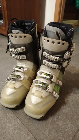 Esquís Baltoro 158 + Botas Dynafit Zzero mujer
