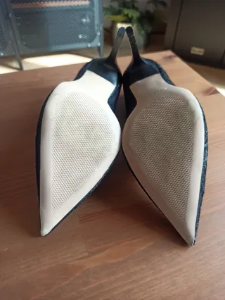 Zapatos de tacón Zara encaje negro talla 36