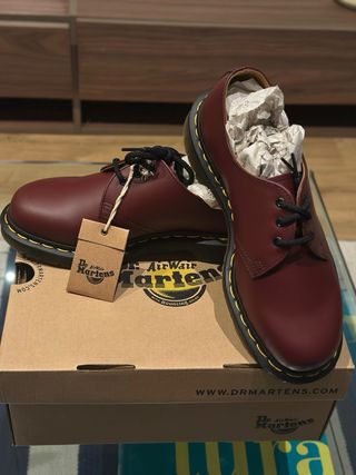 Dr. Martens. Talla 39.