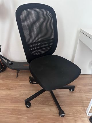 Silla de escritorio Ikea negra FLINTAN