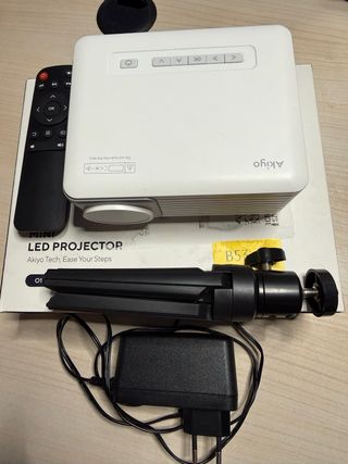 Mini proyector LED Akiyo