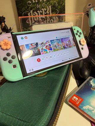 Nintendo Switch OLED + Zelda TOTK + Accesorios