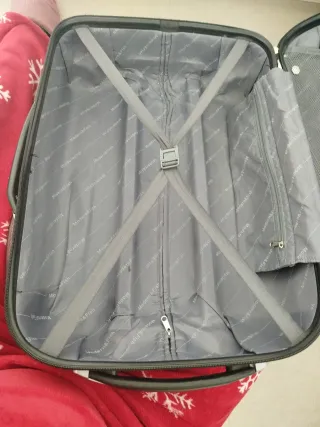 Maleta de Ruedas Azul con Mariposas