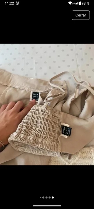 Conjunto pantalón y top beige