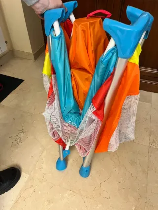 Parque infantil con animales. Se plega y con funda