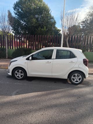 TRASPASO RENTING KIA PICANTO 2024 - 331 EUROS/MES