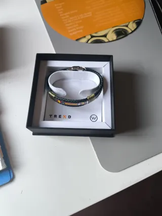 Pulsera Trend Cuero Trenzado con bandera de España