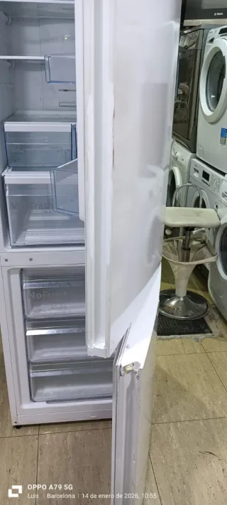 NEVERA COMBI BOSCH NO FROST ENERGÍA A+++