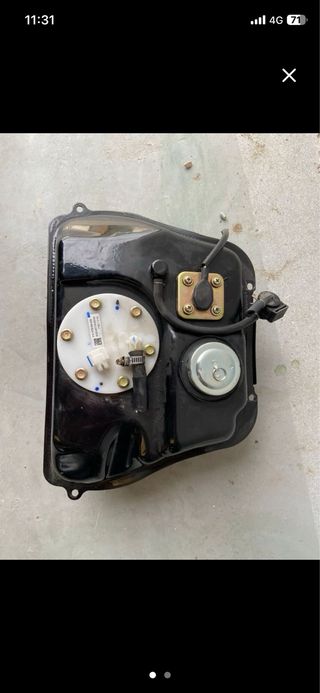 Depósito y Rueda Sym