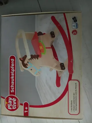 Caballito de madera Playtive