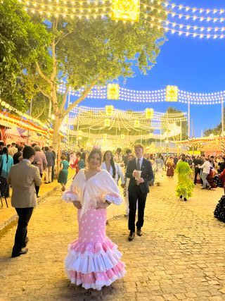 Vestido de flamenca rosa y blanco