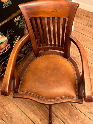 Silla de escritorio antigua madera noble giratoria