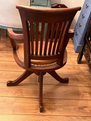 Silla de escritorio antigua madera noble giratoria