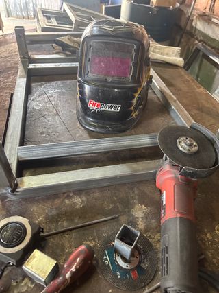 Errero soldador cno 27 años de experiencia !!!