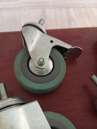 Ruedas giratorias para muebles (6 unidades